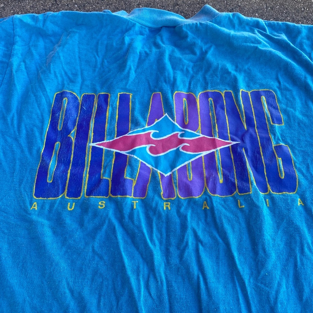 Billabong Australia Vintage Single Stitch Distressed 100% Cotton Men’s Large T